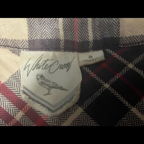 WHITE Crow sleeveless plaid snap up with frayed hem size medium very good cond - Picture 5 of 7